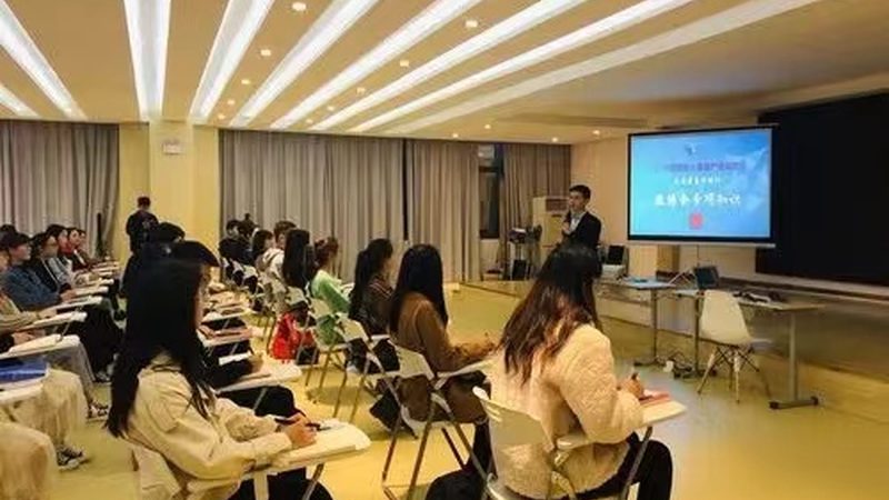 学历提升选专业：如何从职业规划出发，选择最适合自己的路径