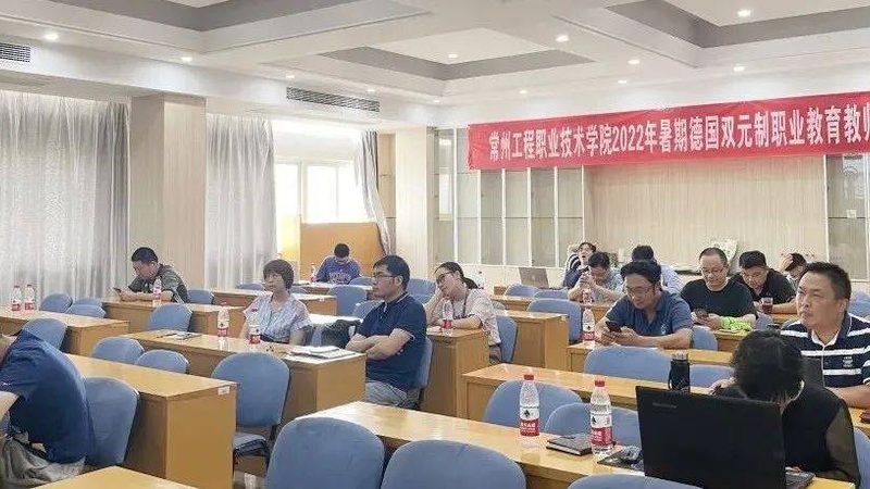 网络课程收费背后的逻辑：揭秘成本与价值的平衡点